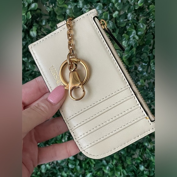 Versace Cream Quilted Long Cardholder Brand New - Picture 3 of 5